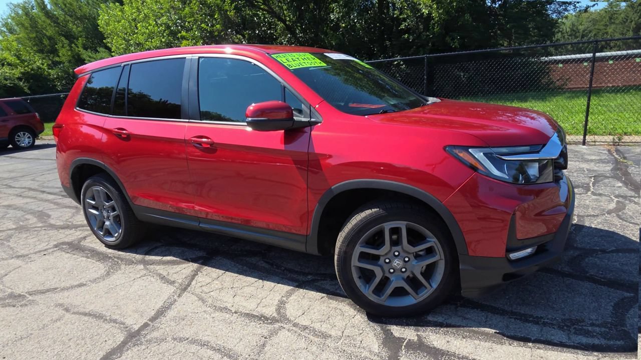 Used 2023 Honda Passport EX-L image 2
