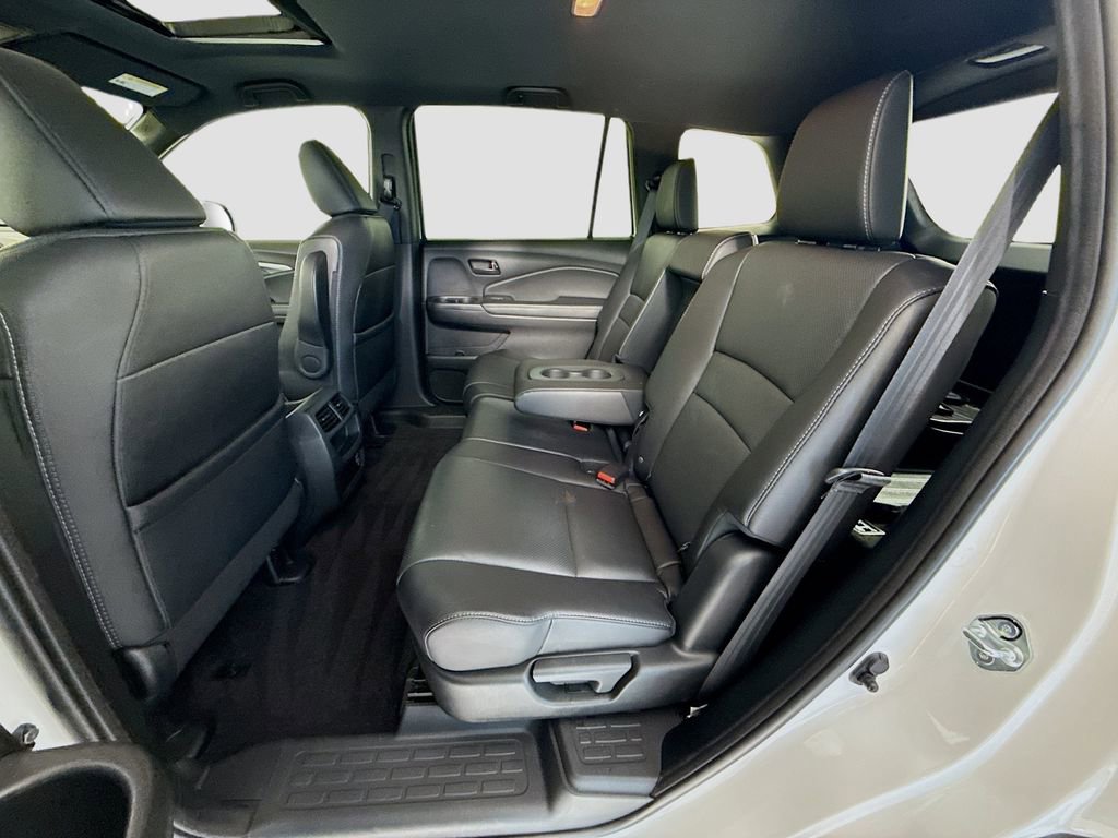 Used 2023 Honda Passport EX-L image 21