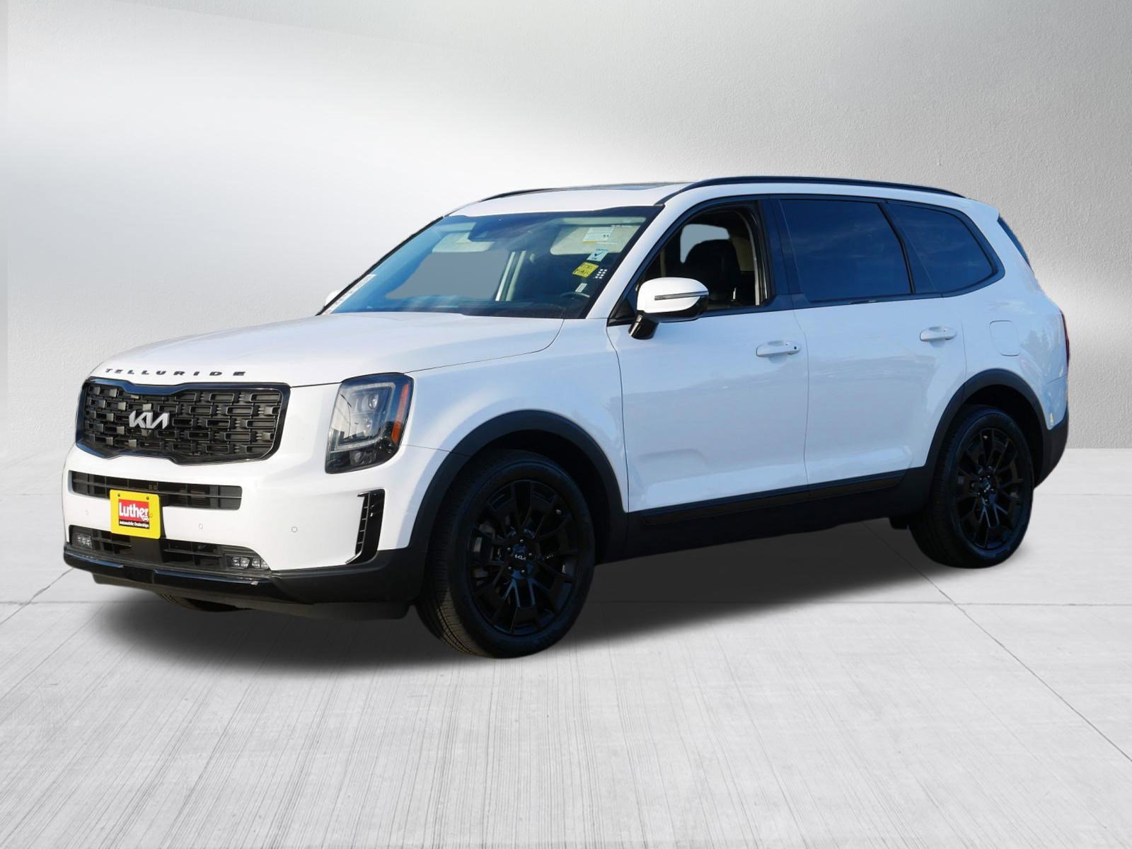 Certified 2022 Kia Telluride SX w/ SX Prestige Package image 3