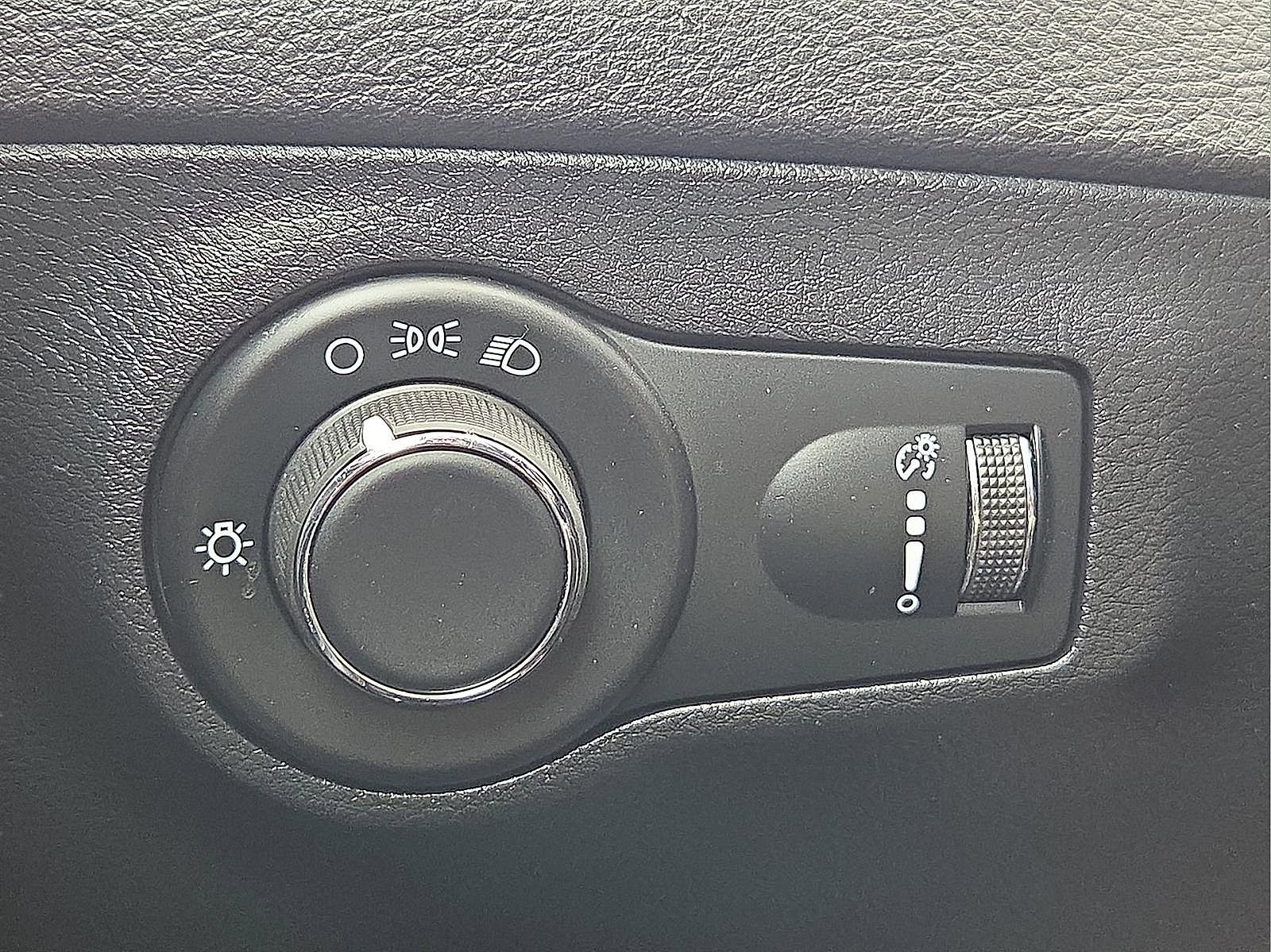 Used 2021 Jeep Compass Sport w/ Cold Weather Group image 20