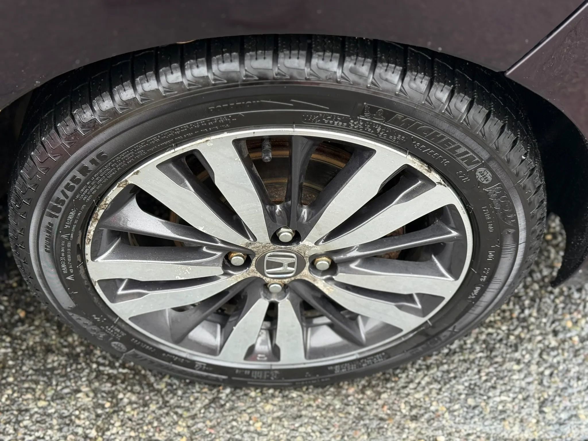 Used 2015 Honda Fit EX image 30