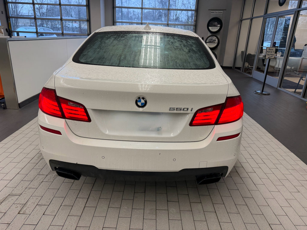 Used 2012 BMW 550i Sedan image 4