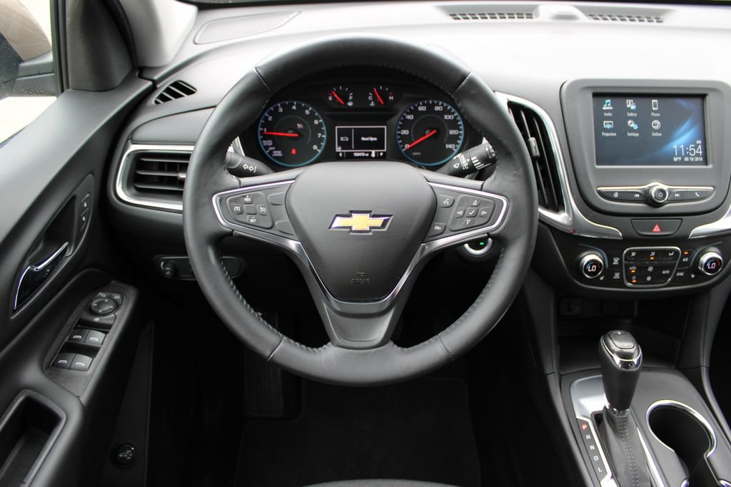 Used 2018 Chevrolet Equinox LT FWD image 16