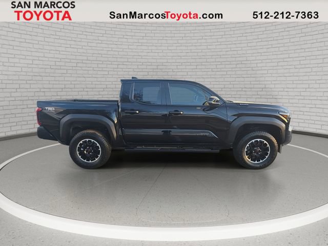 Certified 2025 Toyota Tacoma TRD Off-Road image 4