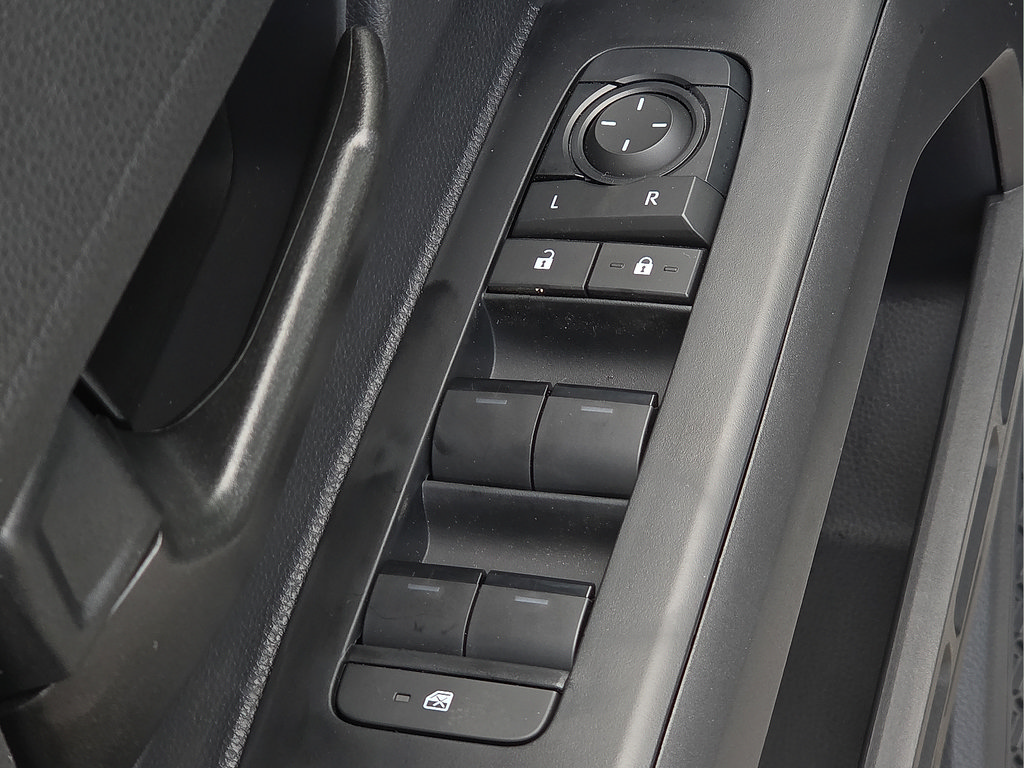 New 2026 Toyota Tacoma SR5 AWD/4WD image 17
