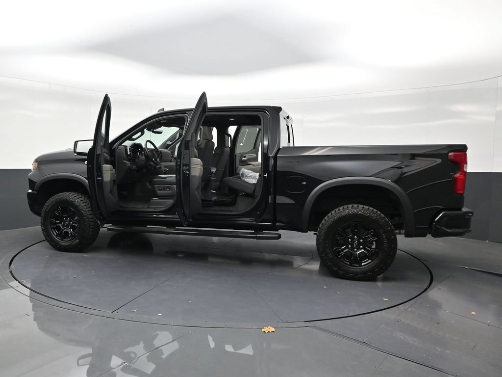 Certified 2026 Chevrolet Silverado 1500 ZR2 AWD/4WD image 23
