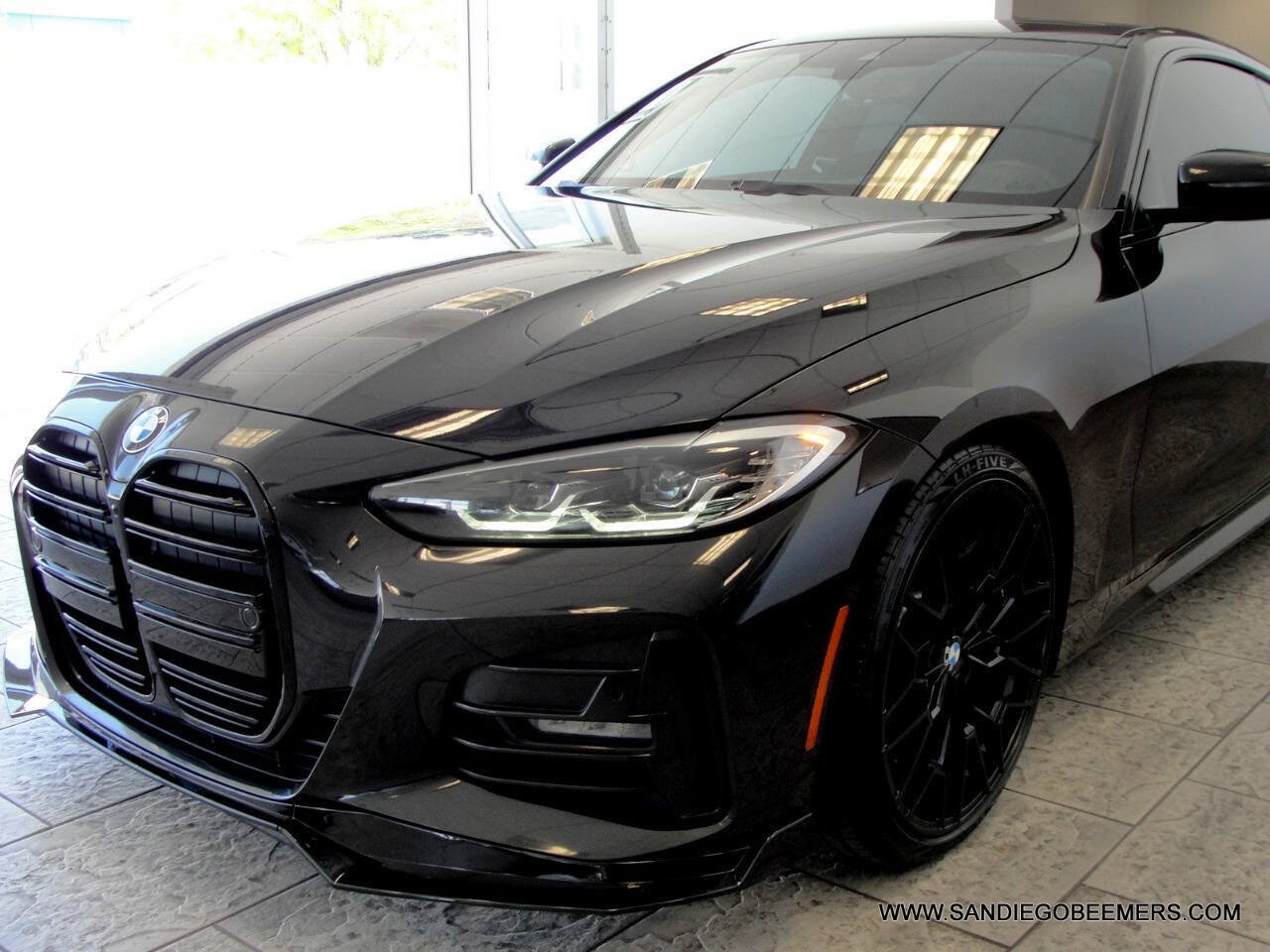 Used 2021 BMW 430i Coupe w/ M Sport Package RWD image 39
