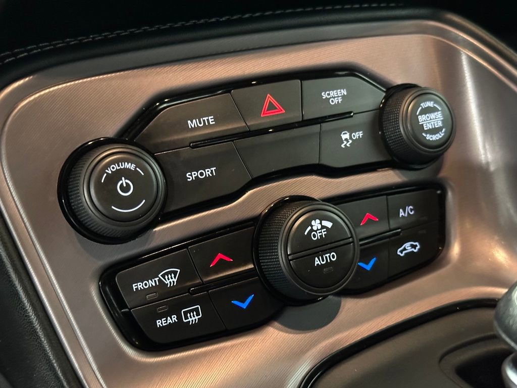 Used 2023 Dodge Challenger SXT w/ Blacktop Package image 23