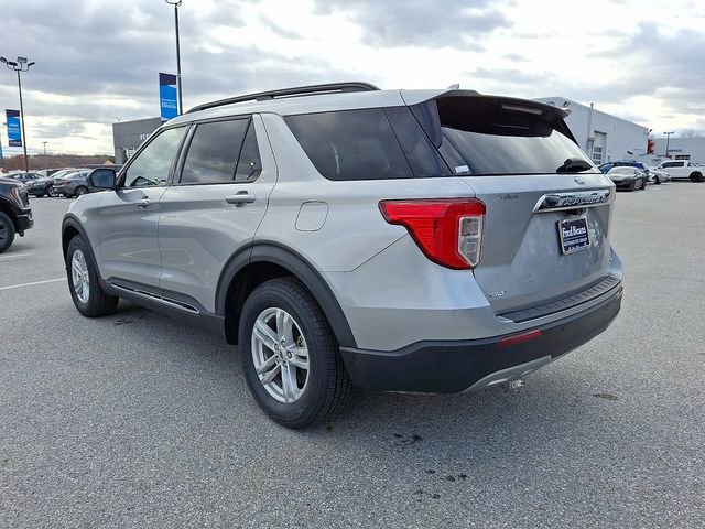 Certified 2020 Ford Explorer XLT w/ Equipment Group 202A image 8