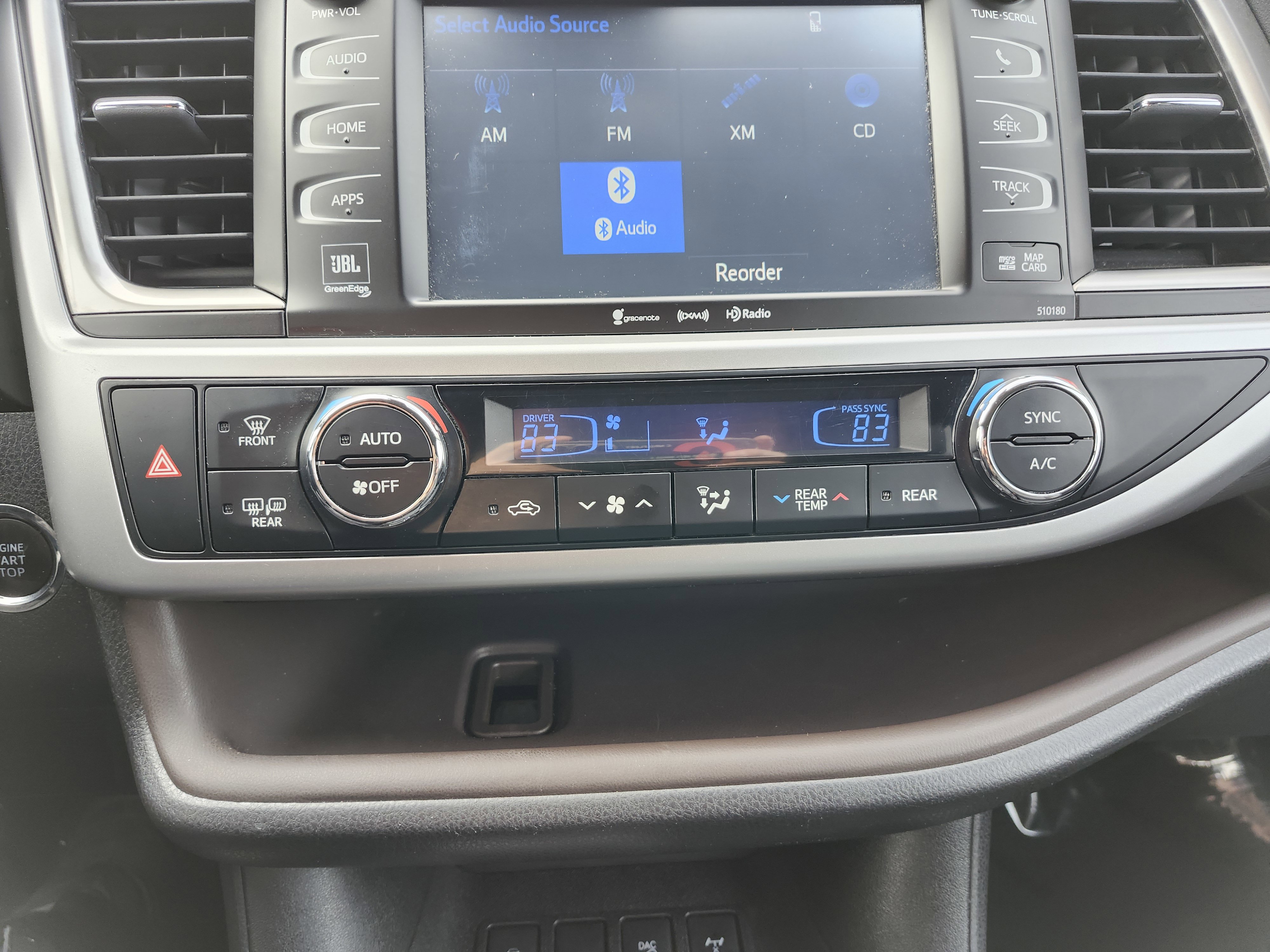 Used 2017 Toyota Highlander Limited image 37