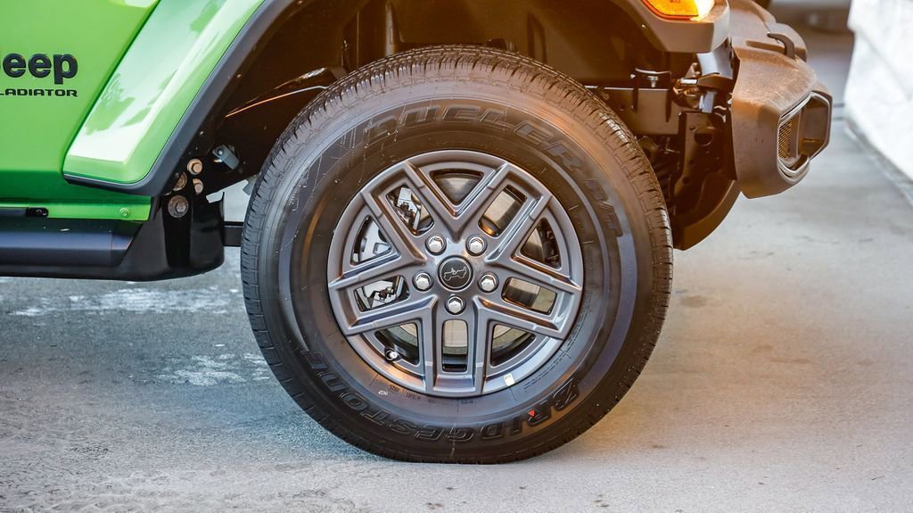 New 2026 Jeep Gladiator Sport image 11