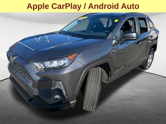 Used 2022 Toyota RAV4 LE image 5