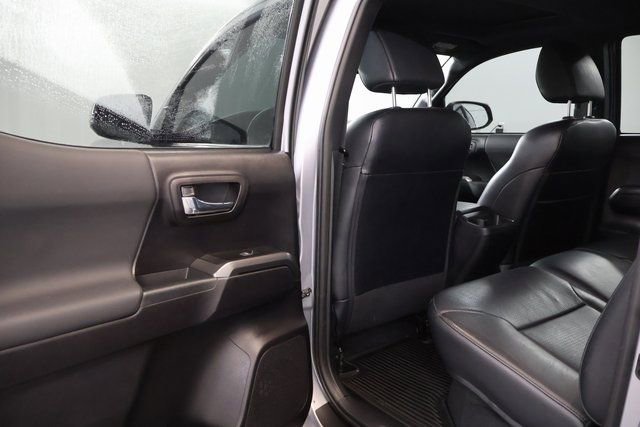 Certified 2020 Toyota Tacoma TRD Sport w/ TRD Premium Sport Package image 29