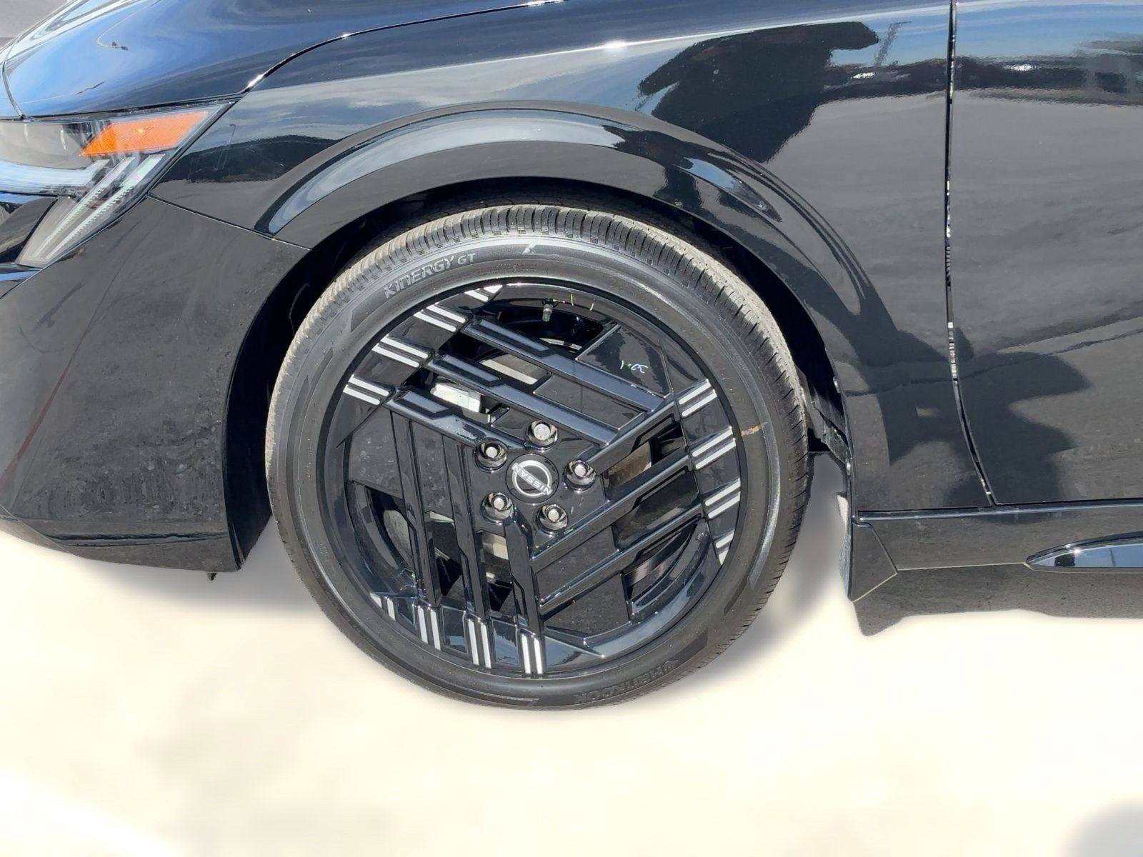New 2026 Nissan Sentra SR w/ Floor Mat Package FWD image 12