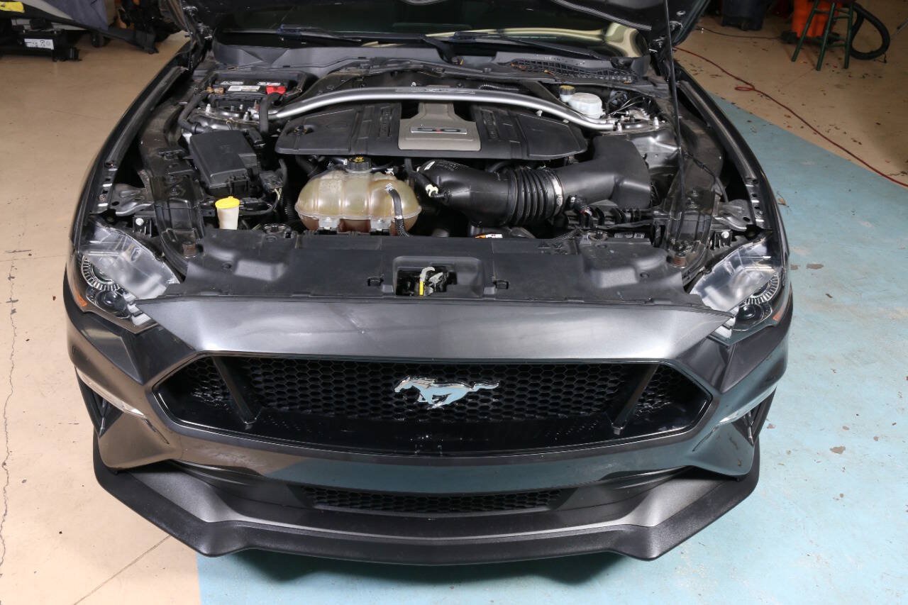 Used 2018 Ford Mustang GT w/ GT Performance Package RWD image 6