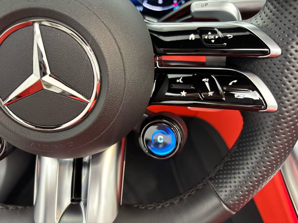 Used 2023 Mercedes-Benz SL 55 AMG 4MATIC image 55