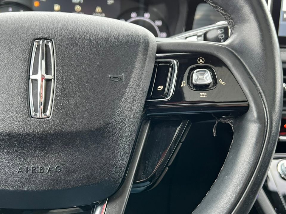 Used 2022 Lincoln Corsair AWD w/ Premium Package image 20