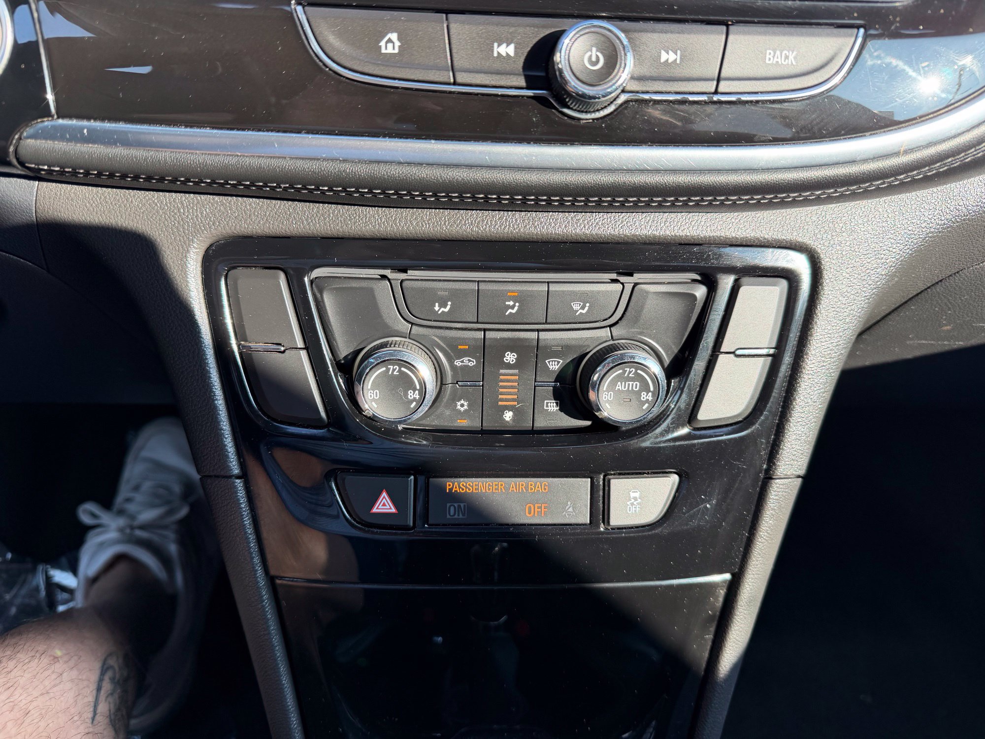 Used 2017 Buick Encore Preferred AWD/4WD image 19