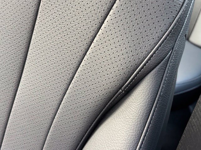 New 2027 Mercedes-Benz E 450 4MATIC Sedan image 34