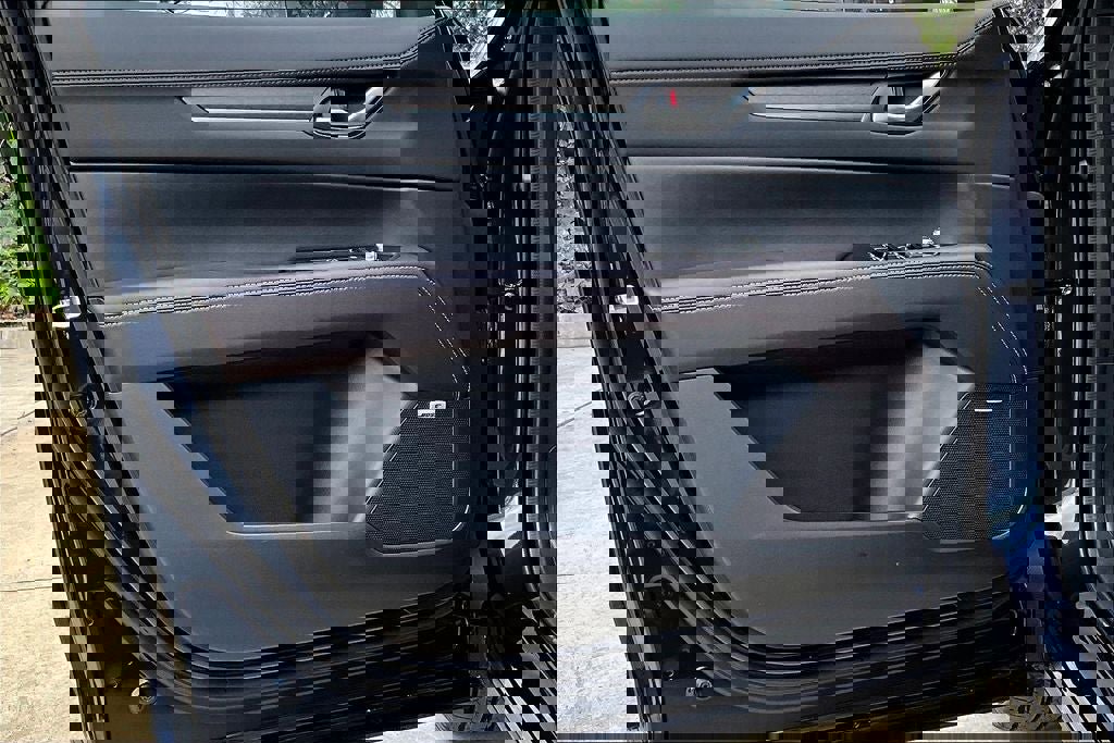 Used 2025 MAZDA CX-5 Signature image 27