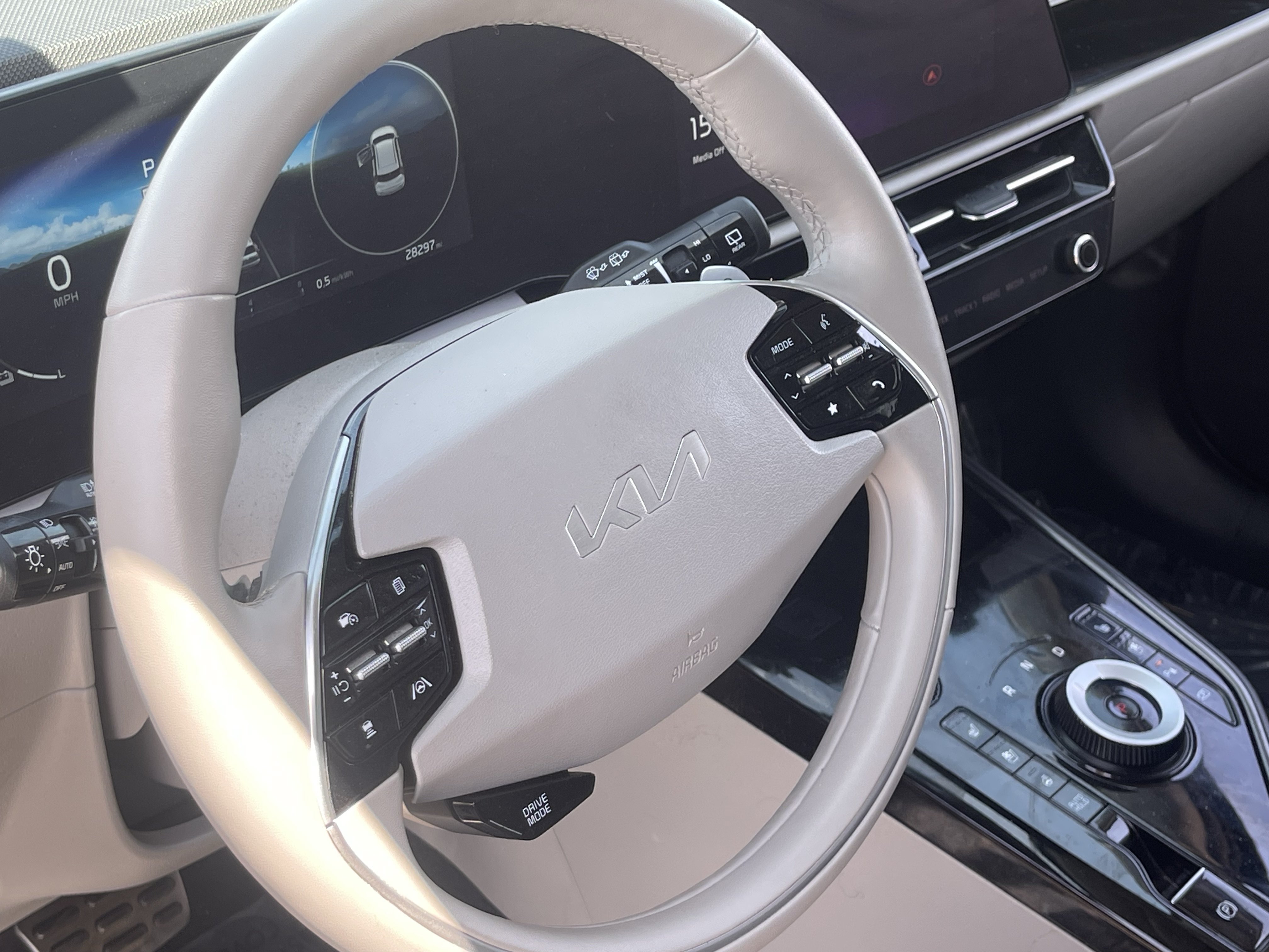 Certified 2023 Kia Niro Wave FWD image 20
