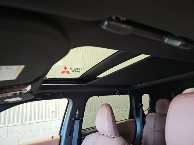 New 2026 Mitsubishi Outlander SEL AWD/4WD image 19