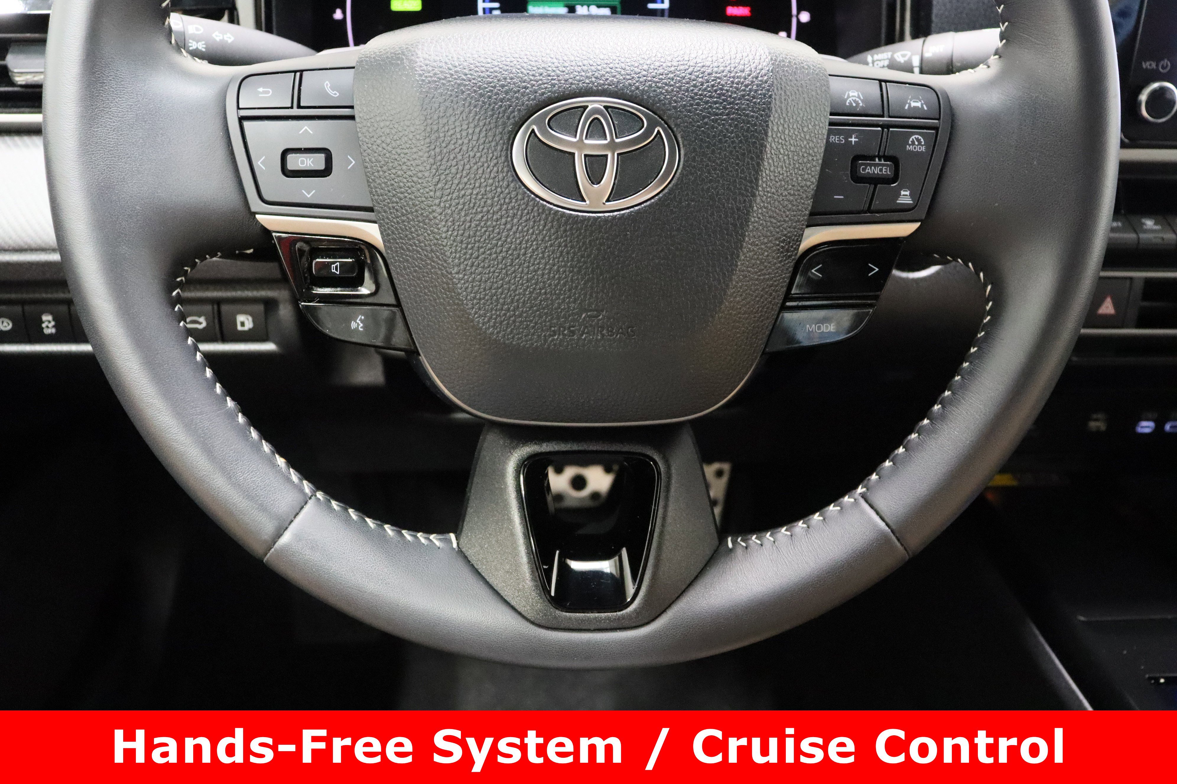 Certified 2025 Toyota Camry SE image 24