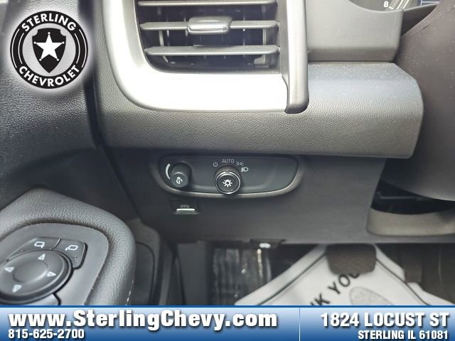 Used 2024 GMC Terrain SLE image 19