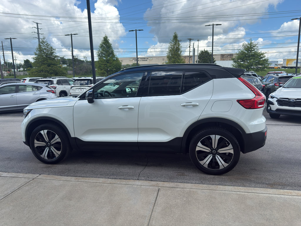 Certified 2023 Volvo XC40 Recharge Plus AWD/4WD image 6