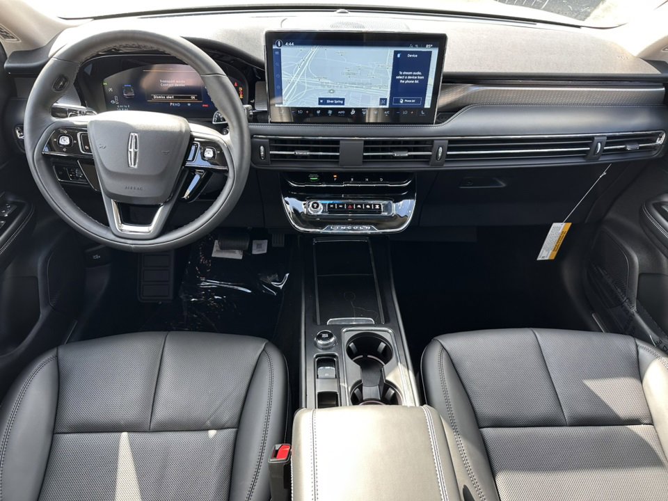 New 2025 Lincoln Corsair Reserve w/ Jet Appearance Package image 18