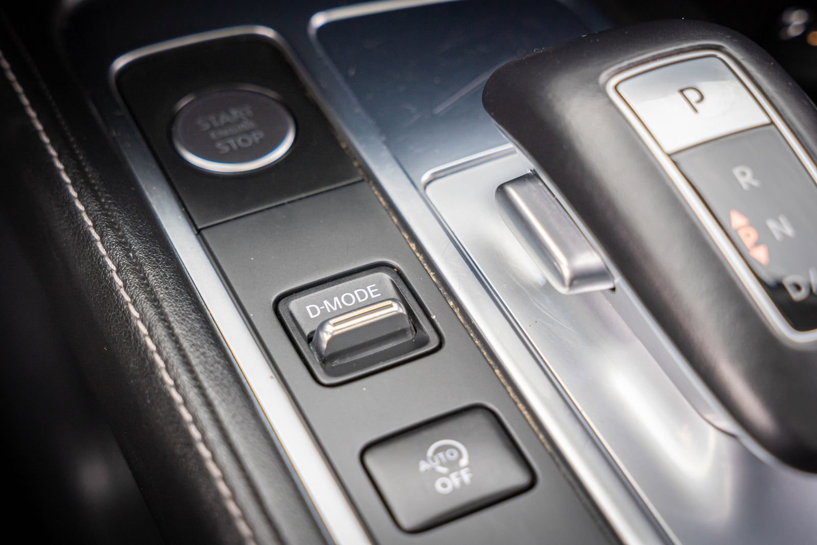 Used 2023 INFINITI QX60 Luxe AWD/4WD image 26