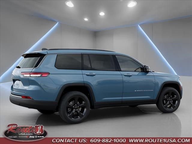 New 2026 Jeep Grand Cherokee L Limited w/ Limited Altitude Package AWD/4WD image 5