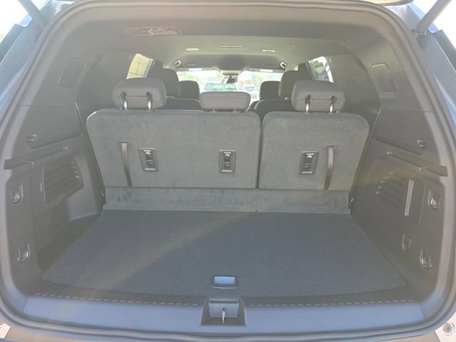 New 2026 Chevrolet Traverse LT w/ Midnight/Sport Edition image 23