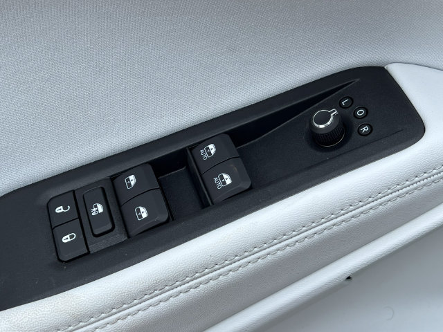 New 2026 Jeep Cherokee Laredo AWD/4WD image 14