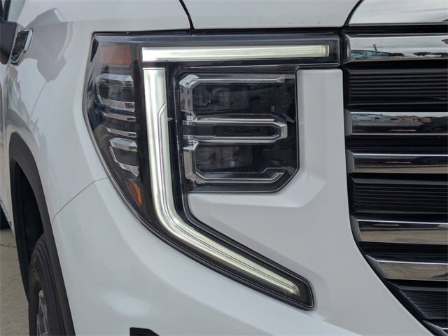 Used 2024 GMC Sierra 1500 SLT image 10