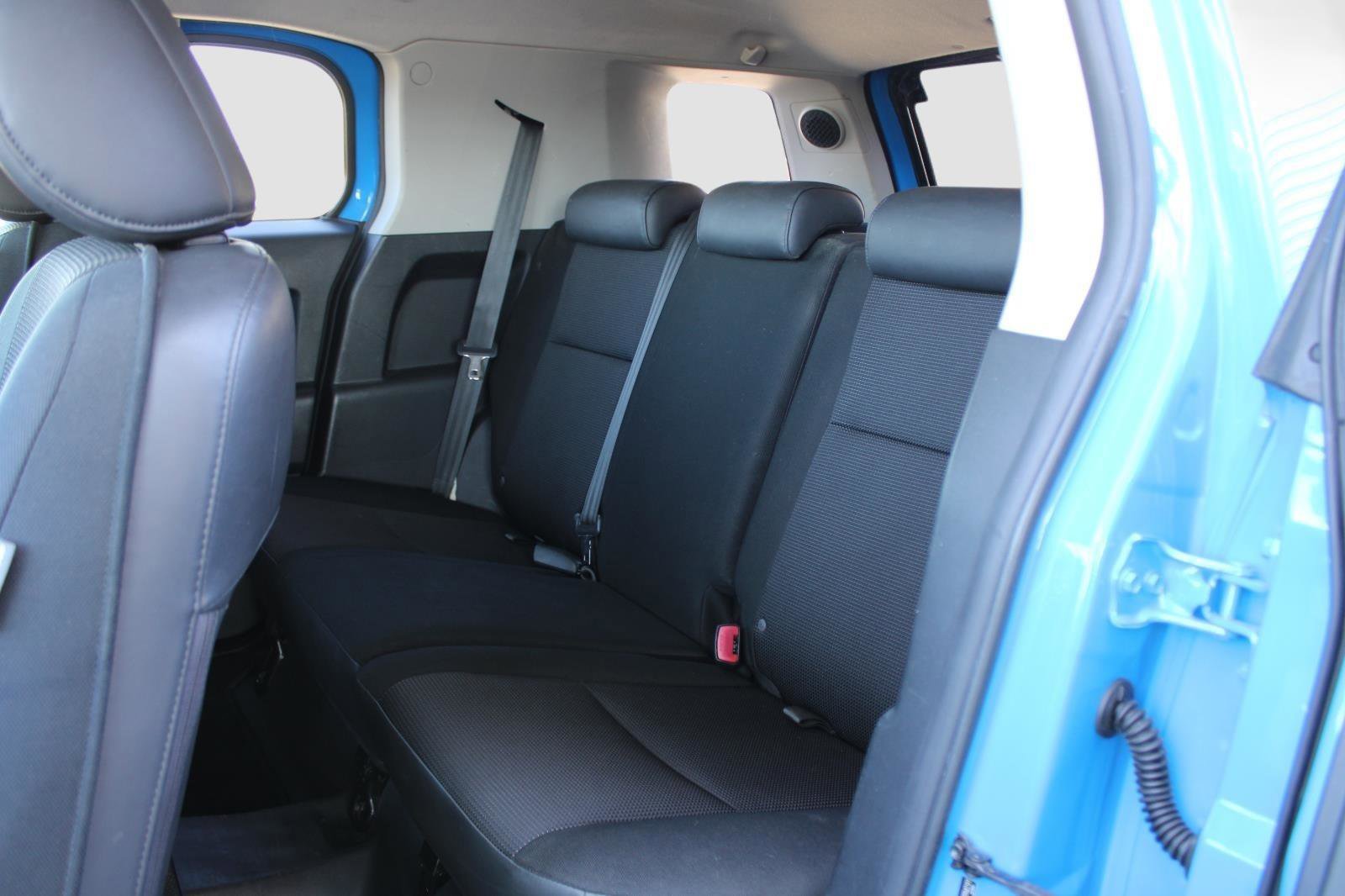 Used 2007 Toyota FJ Cruiser 4WD image 32
