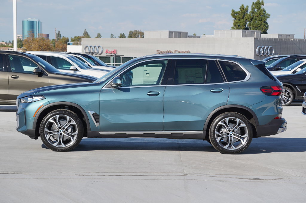 Used 2026 BMW X5 sDrive40i w/ Climate Comfort Package RWD image 4