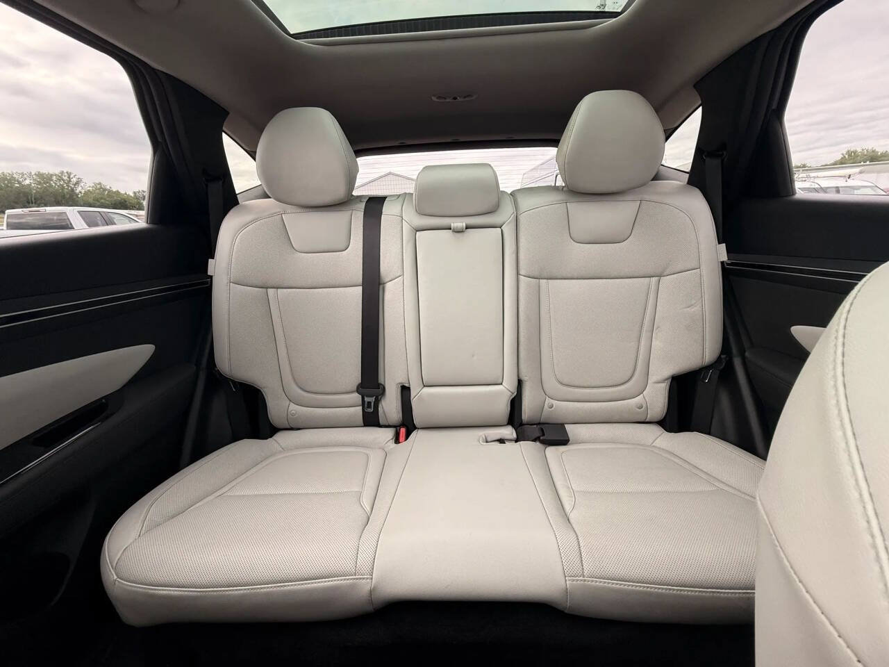 Used 2024 Hyundai Tucson Limited AWD/4WD image 30