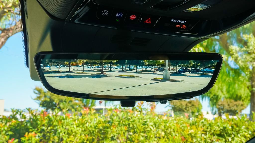 New 2026 Cadillac Optiq Sport 2 image 28