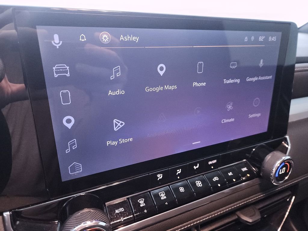 Used 2023 Chevrolet Colorado LT w/ LT Convenience Package AWD/4WD image 16