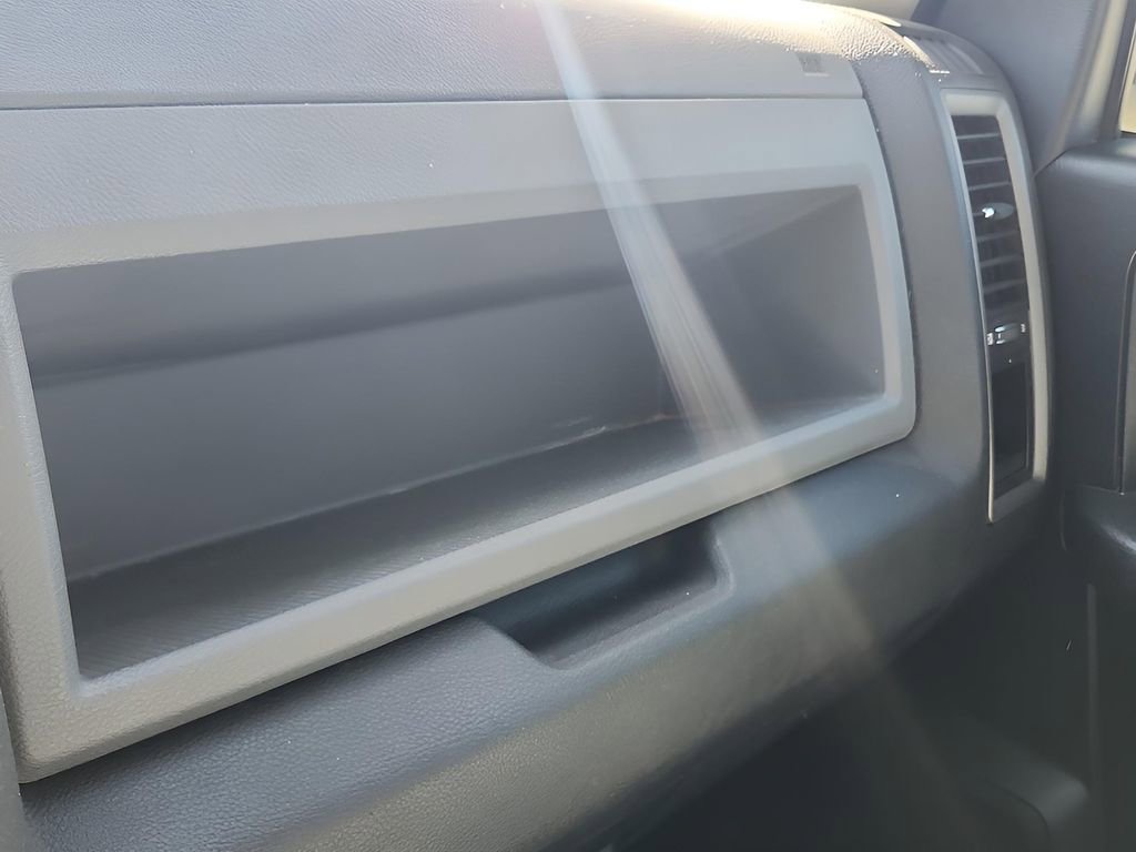 Used 2013 RAM 1500 Express image 33