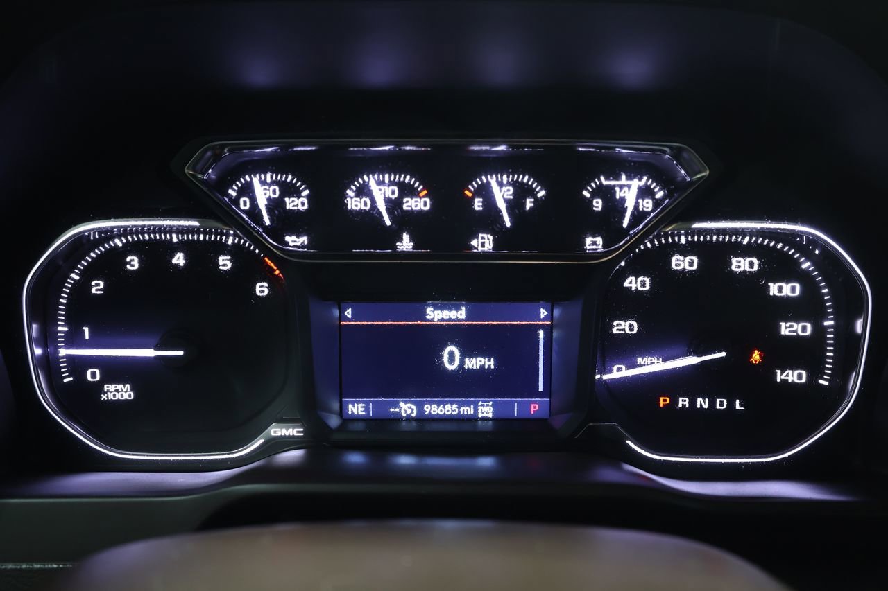 Used 2022 GMC Sierra 2500 SLT w/ SLT Convenience Package image 12