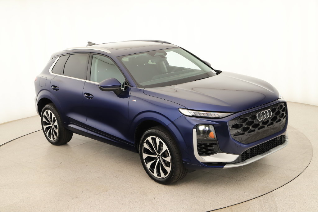 New 2026 Audi Q3 quattro 2.0T AWD/4WD image 35