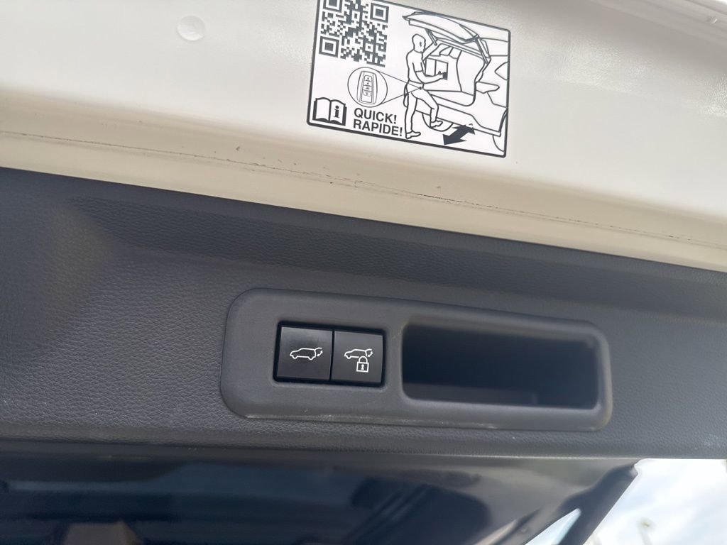 Used 2023 Toyota Sequoia SR5 w/ SR5 Premium Package AWD/4WD image 28