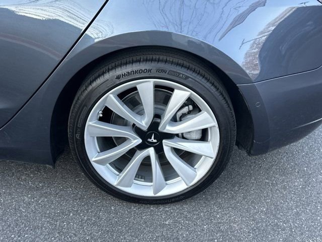 Used 2020 Tesla Model 3 Performance image 24