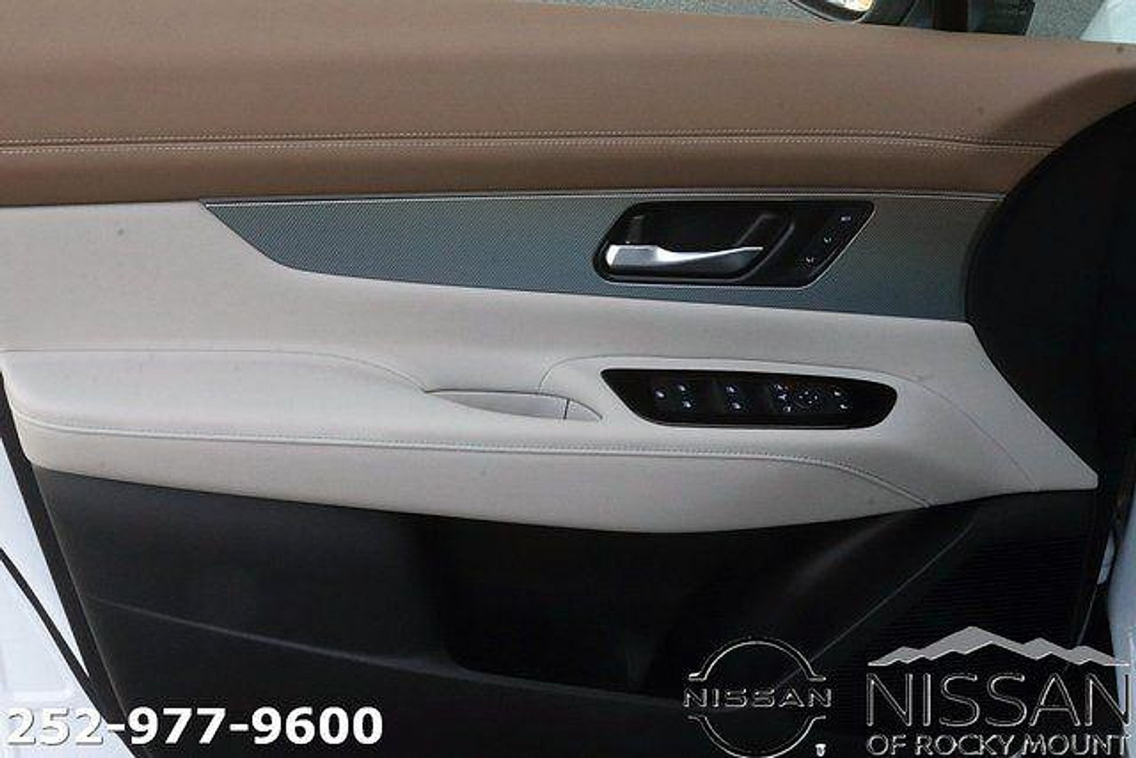 New 2026 Nissan Murano Platinum w/ Cargo Package AWD/4WD image 10