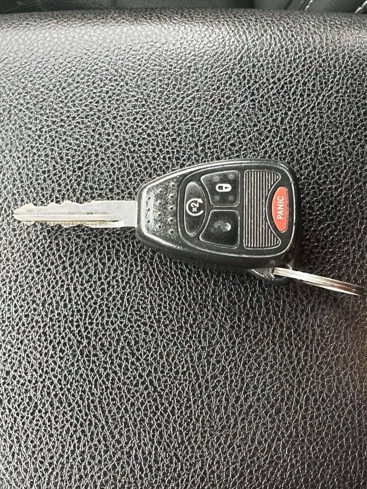 Used 2015 Jeep Wrangler Unlimited Rubicon w/ Dual Top Group AWD/4WD image 32