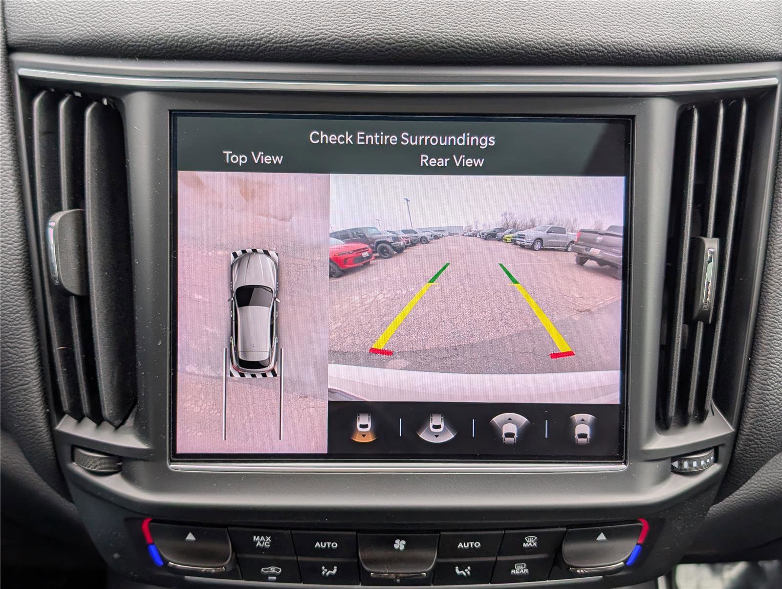 Used 2023 Maserati Levante Modena image 27