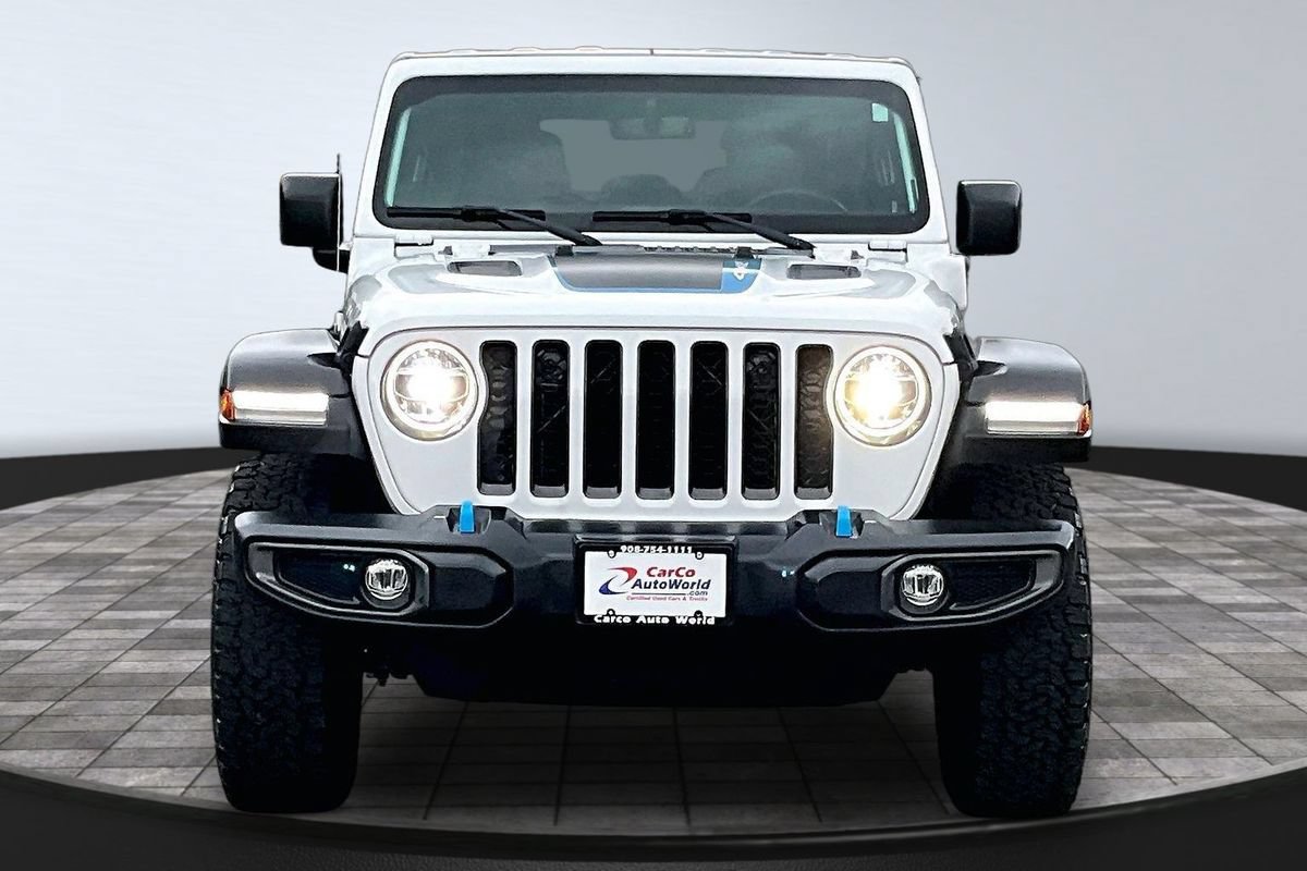 Used 2022 Jeep Wrangler Unlimited Rubicon 4xe w/ Cold Weather Group AWD/4WD image 2