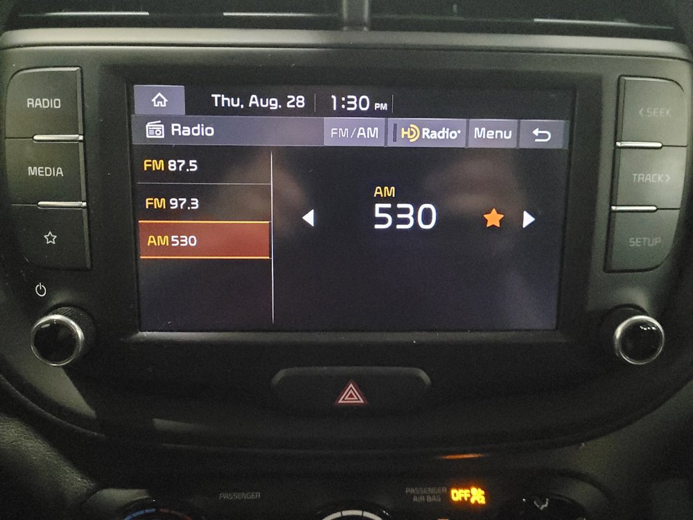 Used 2023 Kia Soul LX image 25